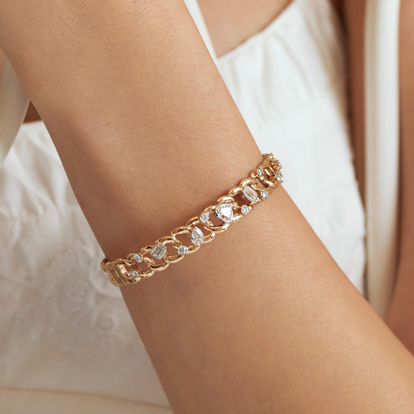 The Bracelet Scattered Diamonds - Tanka&Baroque